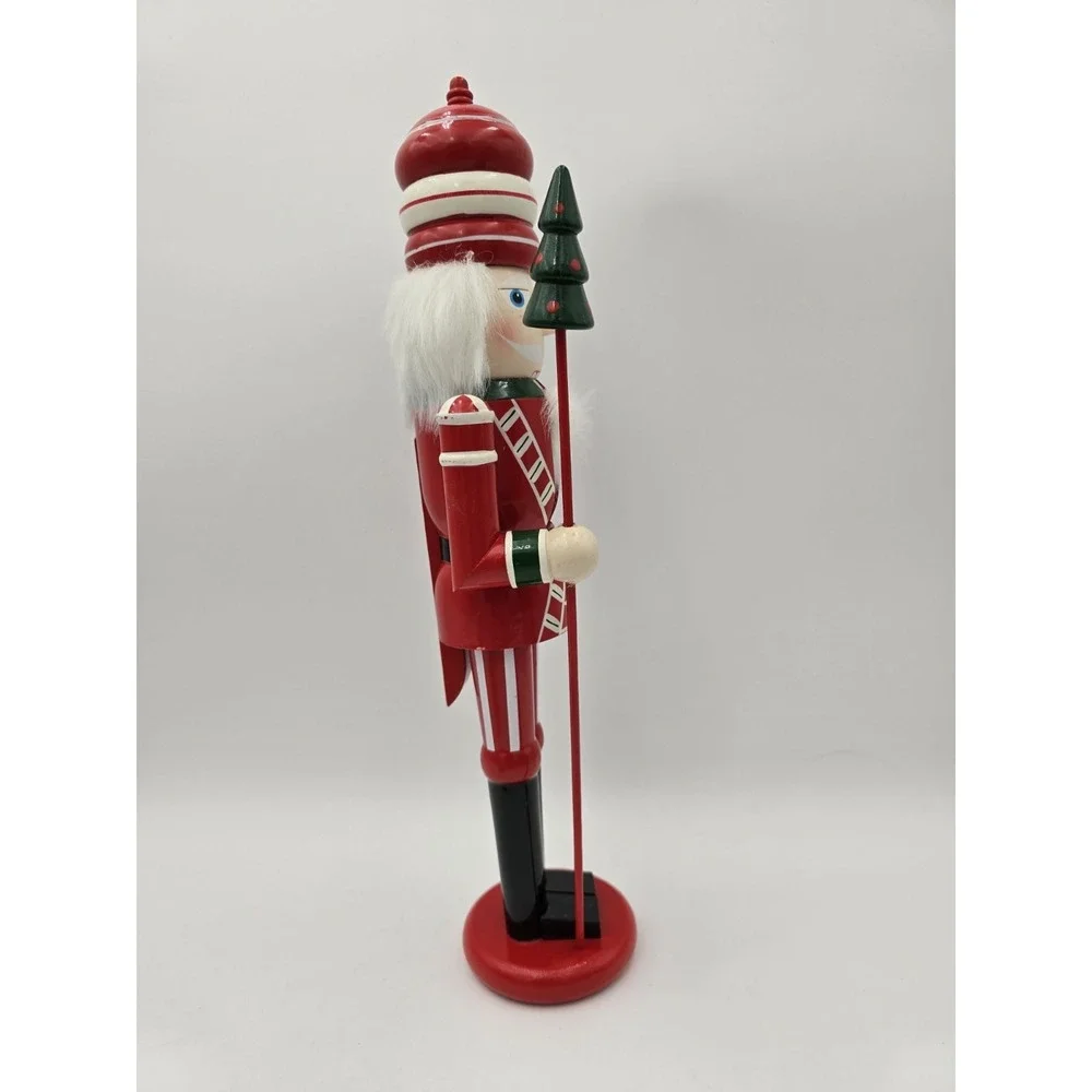Holiday‎ Elegance Wooden Nutcracker Red 16